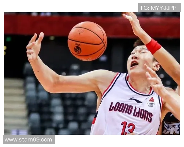 广州队强强对话再燃战火聚焦球队状态走势与关键球员表现